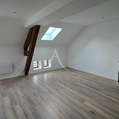 Appartement 3 pièces 570 €