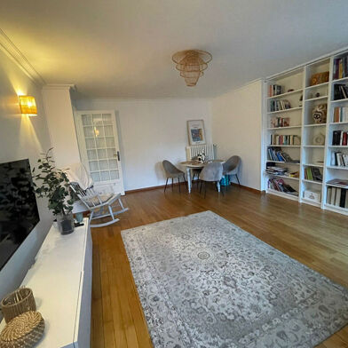 Appartement 3 pièces 1170 €