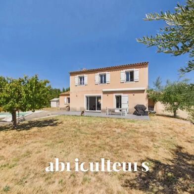 Maison 5 pièces 599000 €