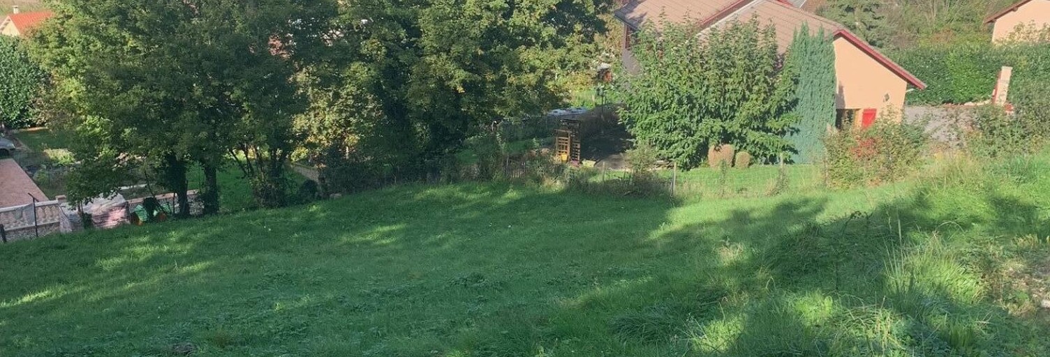 Terrain  1102 m² à vendre à Saint-Genix-les-Villages (73240)