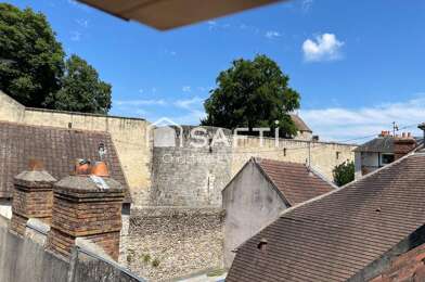 Appartement 4 pièces 236000 €