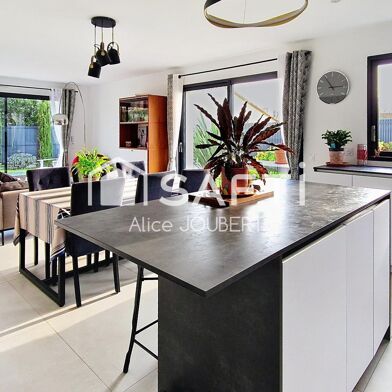 Maison 5 pièces 554000 €