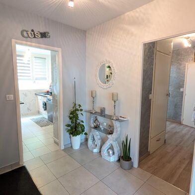 Appartement 4 pièces 147000 €