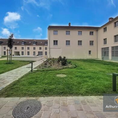 Appartement 3 pièces 1060 €