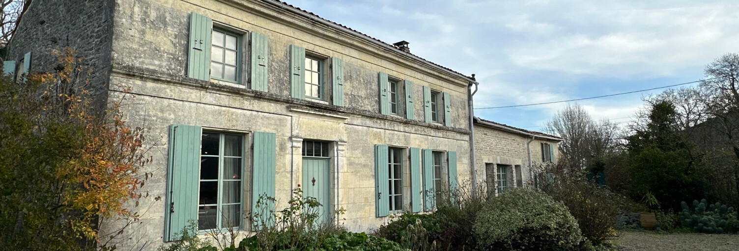 Maison 8 Pièces 267 m² à vendre à Blanzac-lès-Matha (17160)