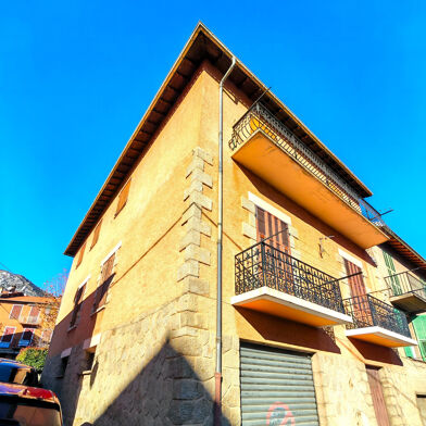 Appartement 4 pièces 219000 €