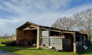 Terrain  1330 m² à vendre à Saint-Martin-de-Fraigneau (85200)