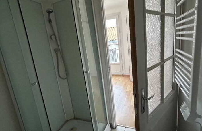 Appartement T2 de 29,59m² - Centre Ville Niort — photo 3