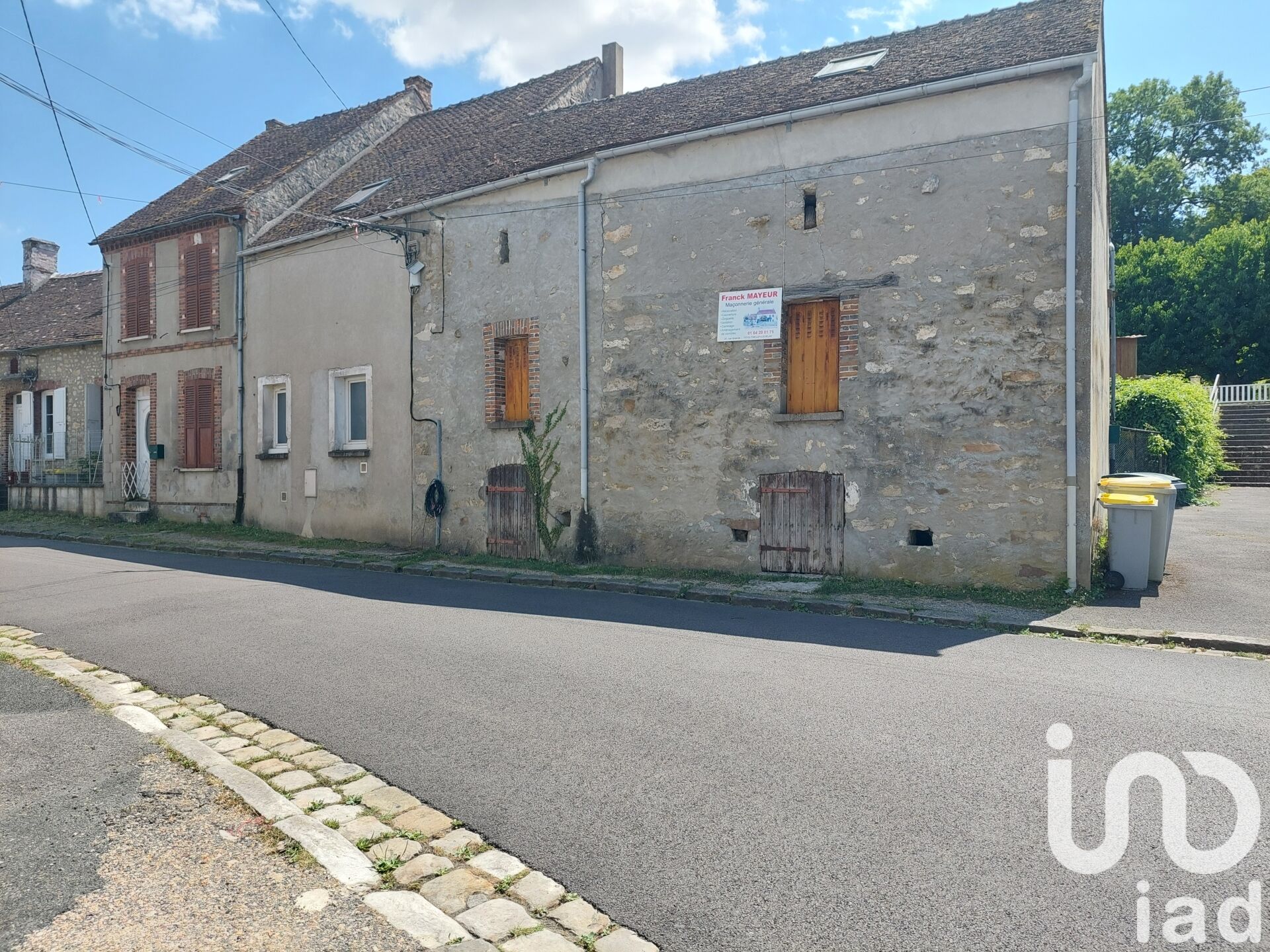 Nanteau-sur-Lunain - 190m² - 9p. - 8ch.