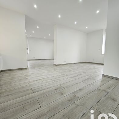 Appartement 4 pièces 152000 €