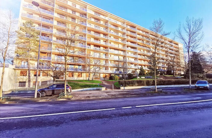 STUDIO A VENDRE - REIMS - BOULEVARD POMMERY — photo 4