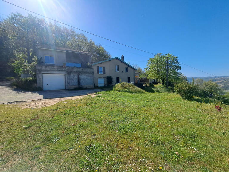 Rare !!! Maison à fort potentiel avec  terrain de 2.4 hectares, dépendances et vue dominante sur le Rhône — photo 1