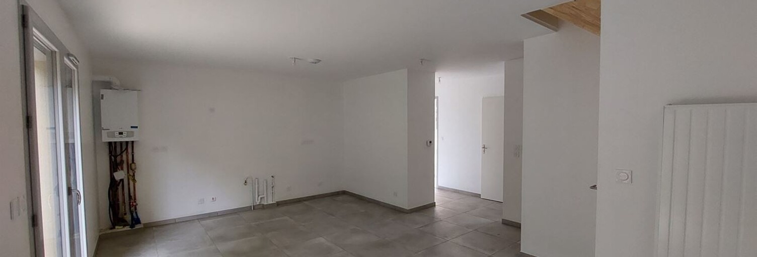 Maison 4 Pièces 83 m² à louer à Fontaines-Saint-Martin (69270)