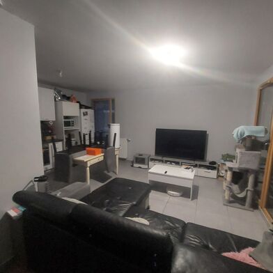 Appartement 3 pièces 1001 €
