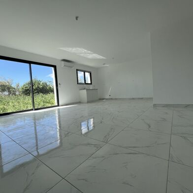 Maison 4 pièces 372000 €