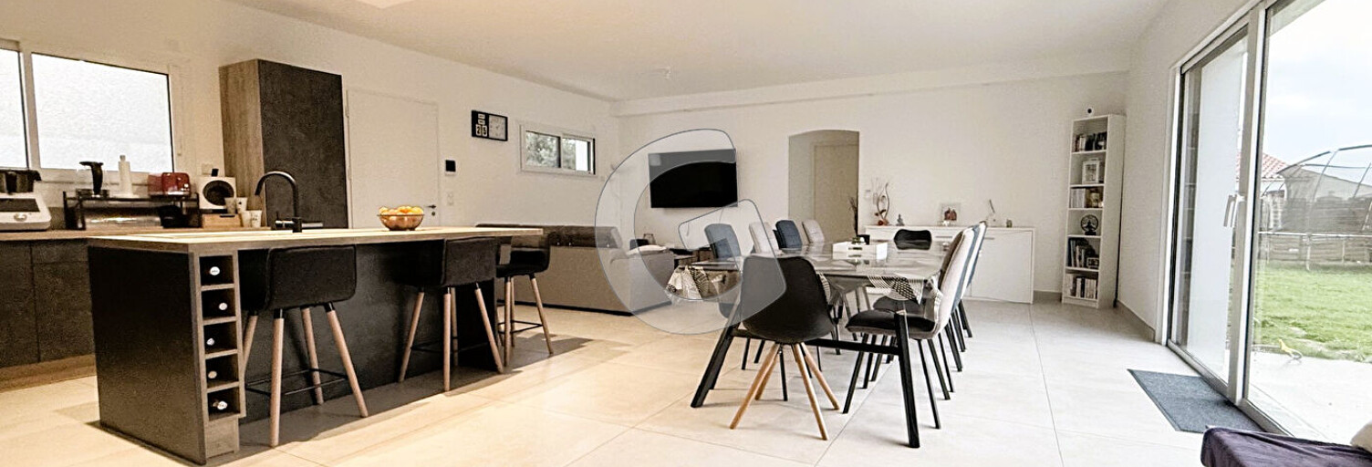 Maison 6 Pièces 134 m² à vendre à Saint-Avaugourd-des-Landes (85540)