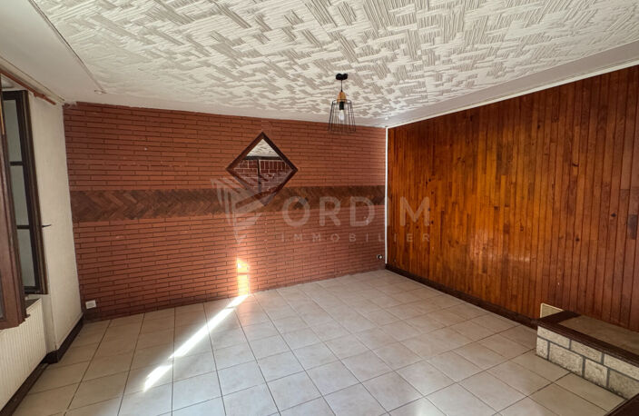 Maison d'env. 100 m² dont 83 m² habitables comprenant 3 chambres. — photo 5