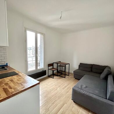 Appartement 1 pièces 870 €