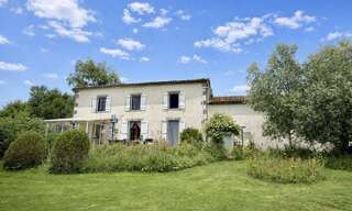 Maison 7 Pièces 189 m² à vendre à Le Bouchage (16350)