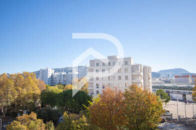 Appartement 5 pièces 343000 €