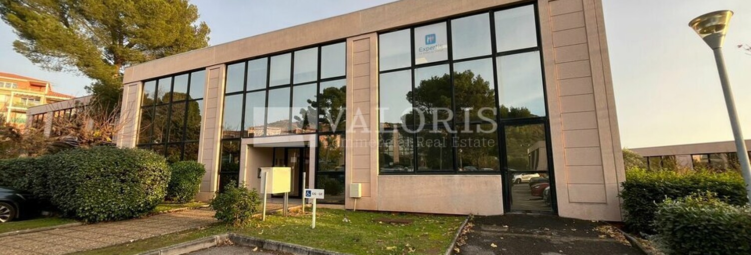 Bureau  207 m² à louer à Vitrolles (13127)