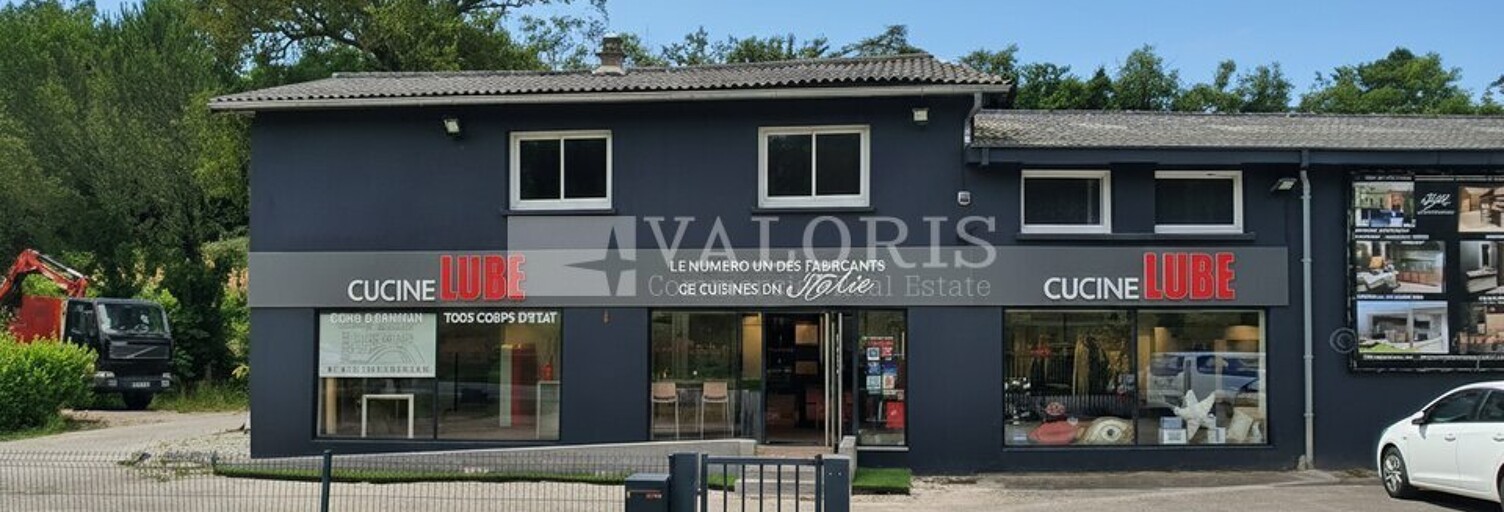 Commerce  180 m² à louer à Saint-Genis-Laval (69230)