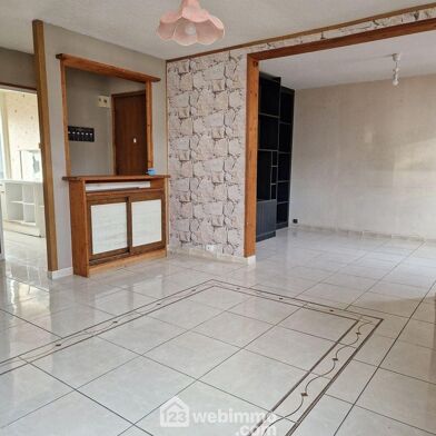Appartement 3 pièces 99000 €