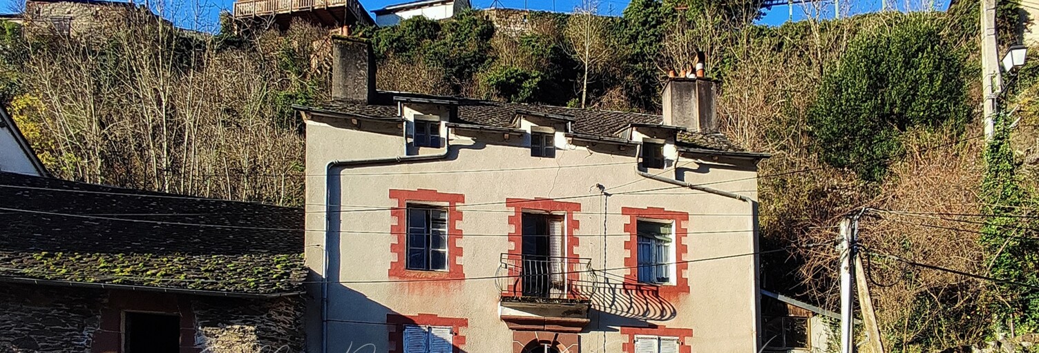 Maison 5 Pièces 180 m² à vendre à Saint-Laurent-d'Olt (12560)