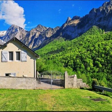 Maison 5 pièces 680 €