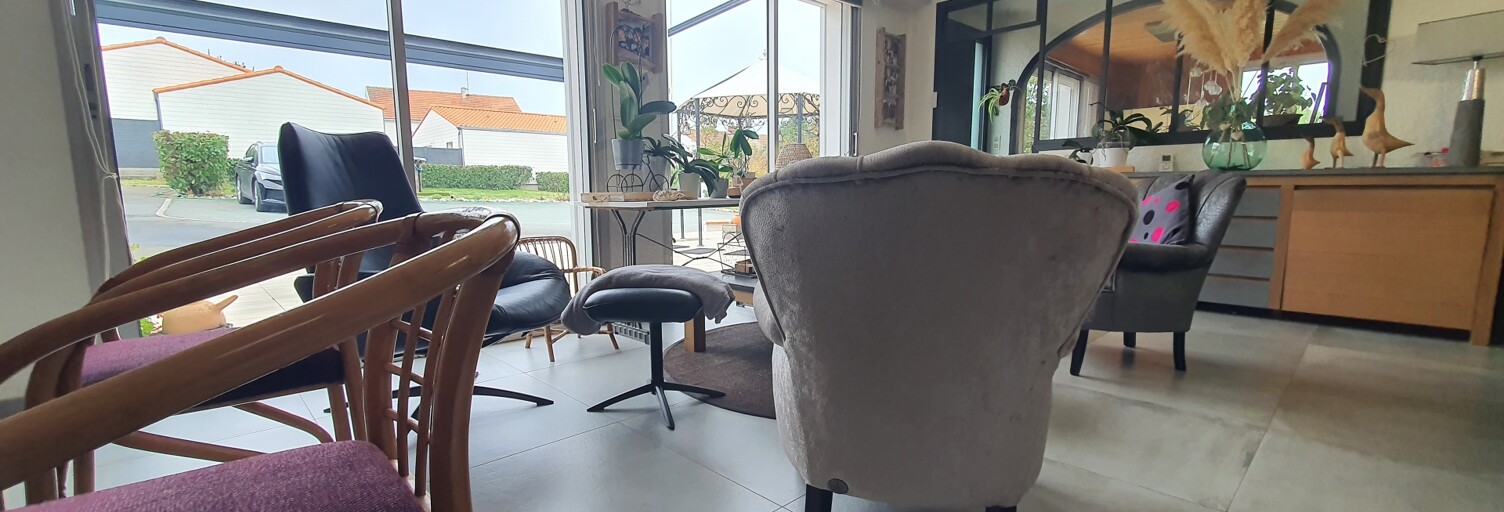 Maison 8 Pièces 220 m² à vendre à Chavagnes-en-Paillers (85250)