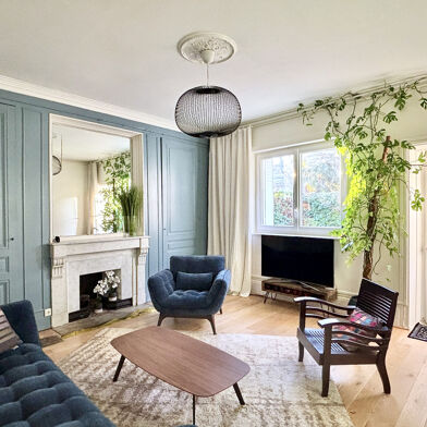 Appartement 4 pièces 1400 €