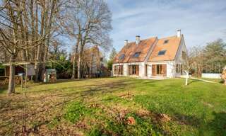 Maison 9 Pièces 261 m² à vendre à Le Mesnil-Saint-Denis (78320)