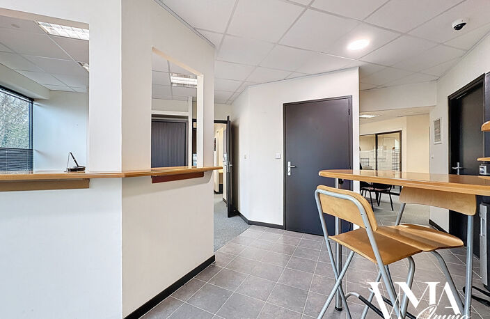 Plateau de bureaux de 100m2 à Lissieu, zone Techlid — photo 3