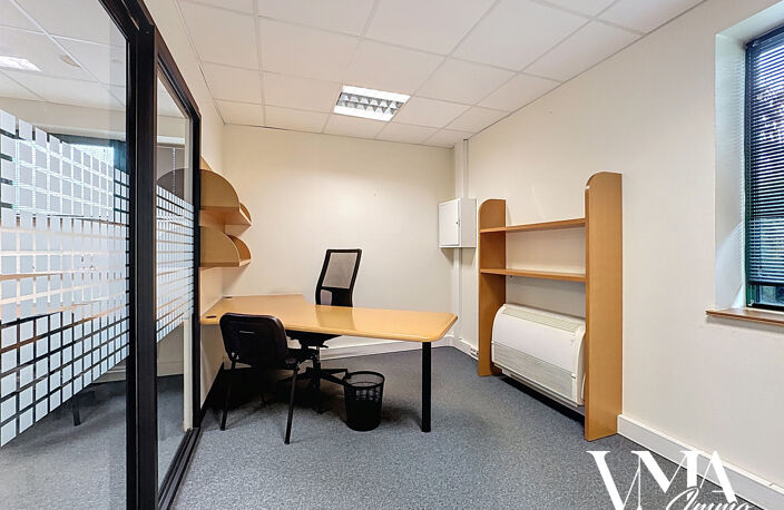 Plateau de bureaux de 100m2 à Lissieu, zone Techlid — photo 5