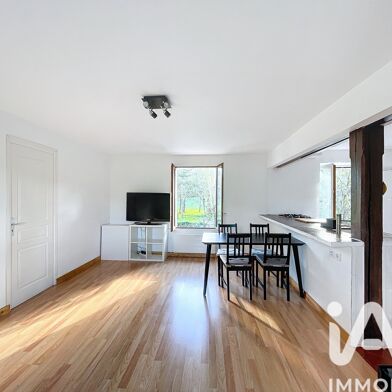 Appartement 3 pièces 1100 €