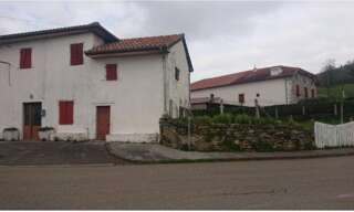 Maison 9 Pièces 140 m² à vendre à Lohitzun-Oyhercq (64120)