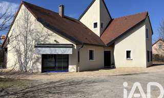 Maison 7 Pièces 213 m² à vendre à Louhans (71500)