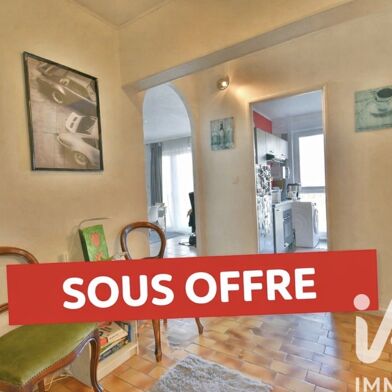 Appartement 4 pièces 155000 €