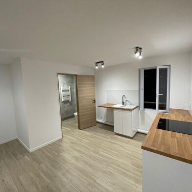 Appartement 1 pièces 270000 €