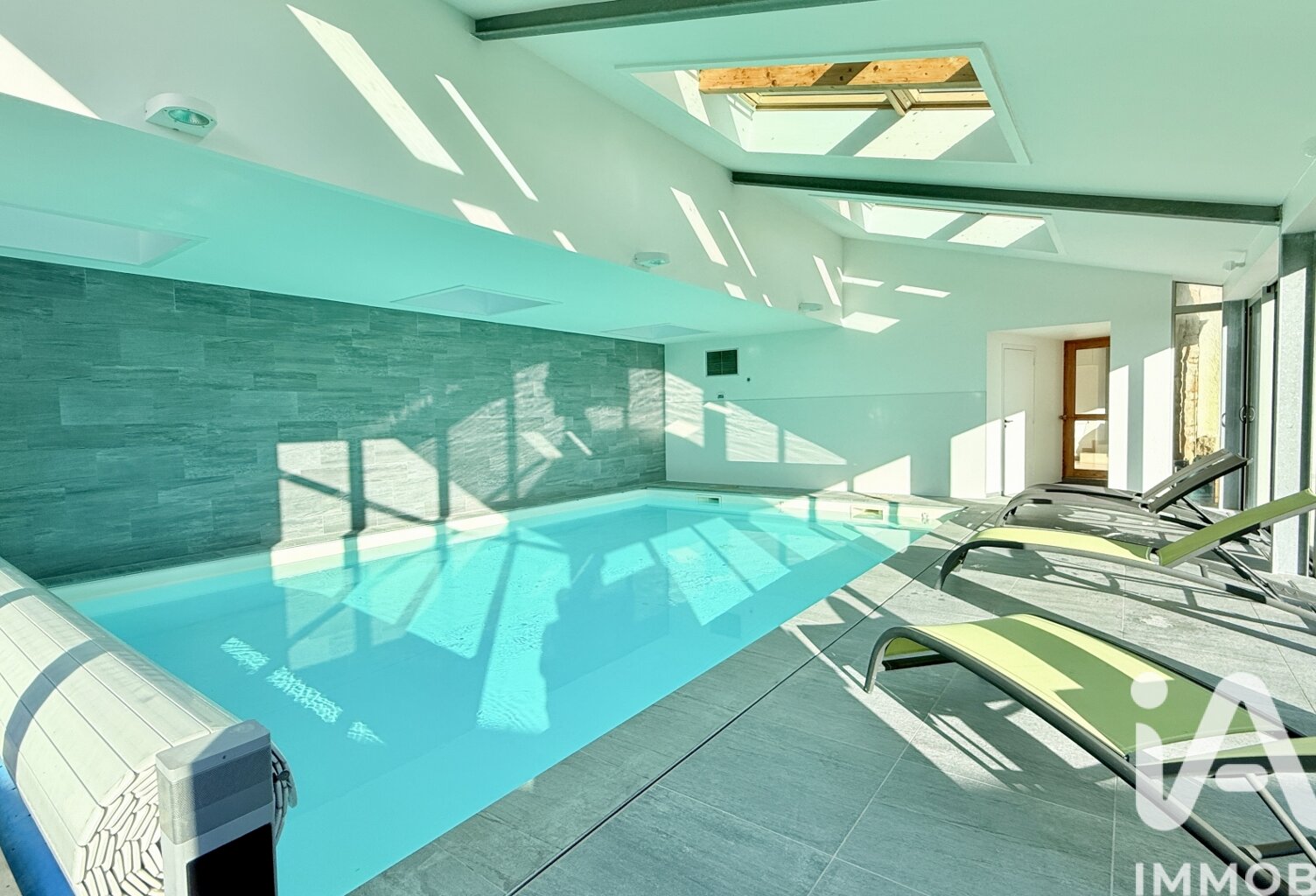 Vente Maison/villa 8 pièces — photo 1
