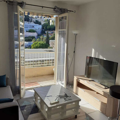 Appartement 2 pièces 728 €