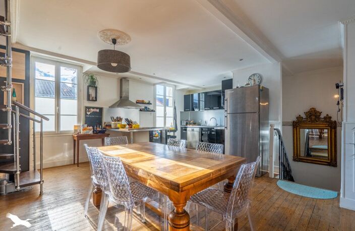 Vente appartement 4 pièces 106 m² Bordeaux (33800) — photo 3