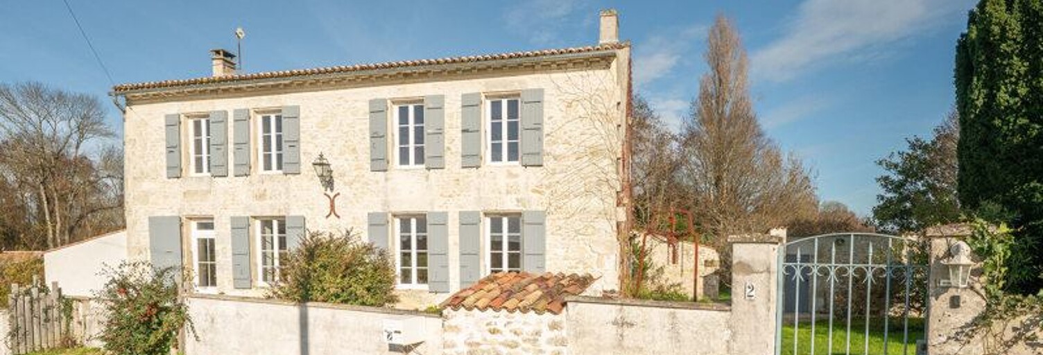 Maison 6 Pièces 201 m² à vendre à Thaims (17120)