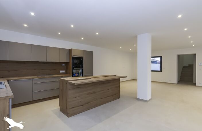 Vente maison 6 pièces 127 m² Paulhan (34230) — photo 2