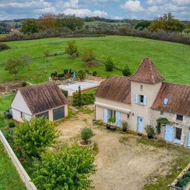 Maison 4 pièces 324632 €