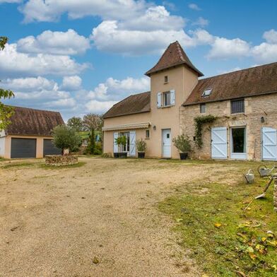 Maison 4 pièces 324632 €