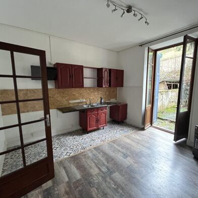 Appartement 4 pièces 80000 €