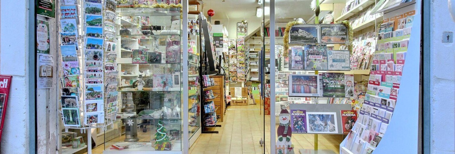 Commerce  63 m² à vendre à Rousset (13790)