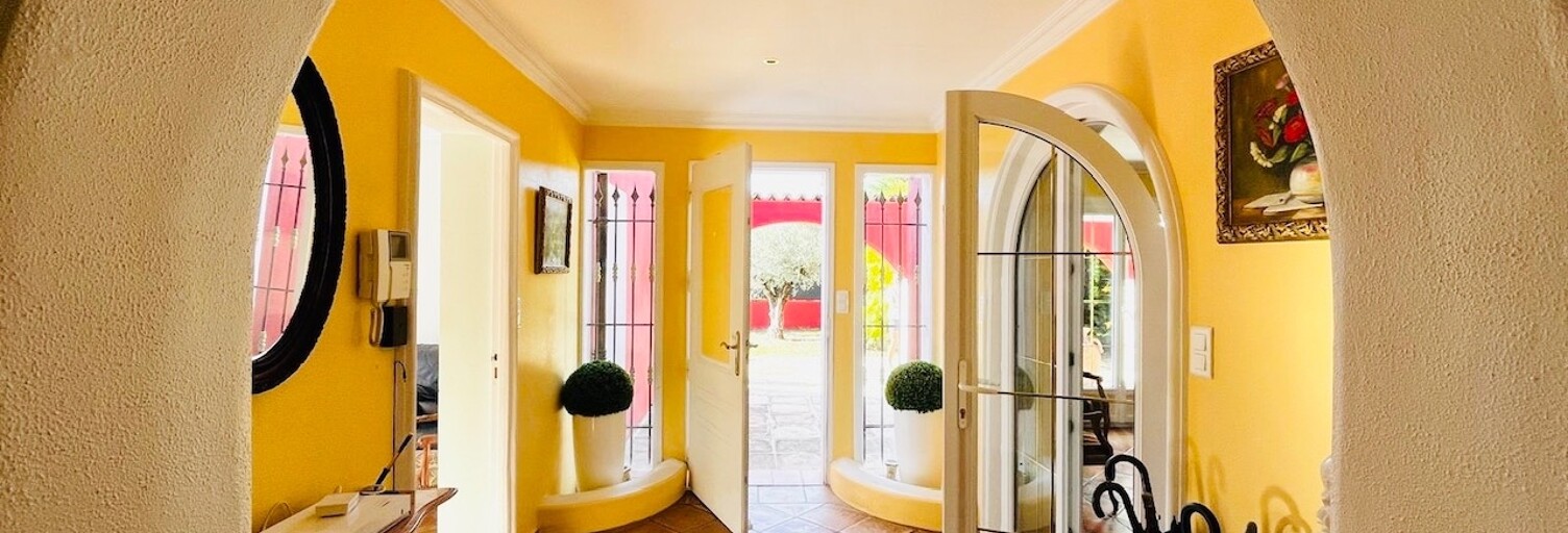 Maison 6 Pièces 156 m² à vendre à Saint-Cézaire-sur-Siagne (06530)