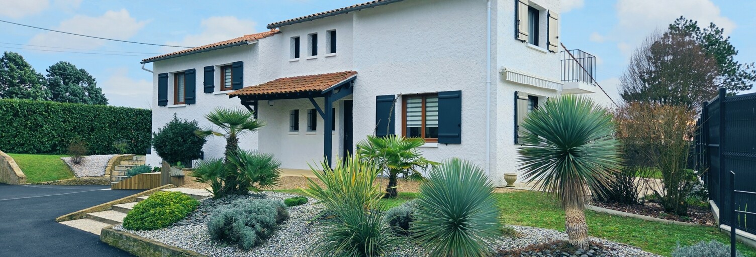 Maison 6 Pièces 176 m² à vendre à Saint-Martin-la-Pallu (86380)